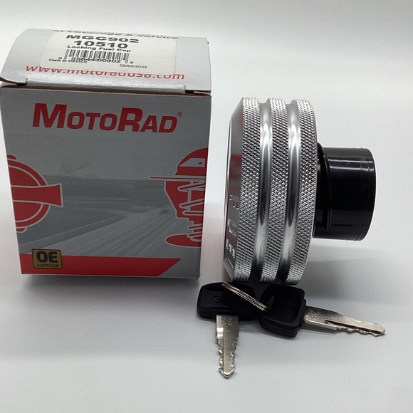 MotoRad 05-09 Mustang Billet Locking Gas Cap Kit - Brand New In Box - Picture 5 of 14